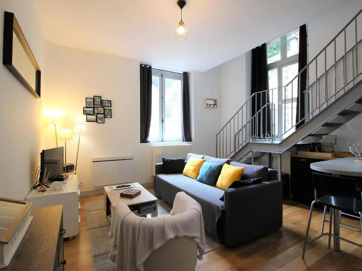 Bel Appartement T2 Duplex En Hyper Centre, 3*, Parking, 4 Pers., Proche Thermes Et Commerces - Fr-1-608-233 La Bourboule